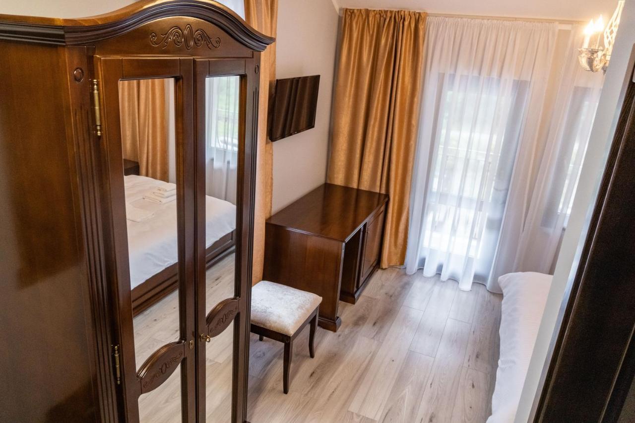Hotel Perla Dacilor à Gradistea de Munte Extérieur photo